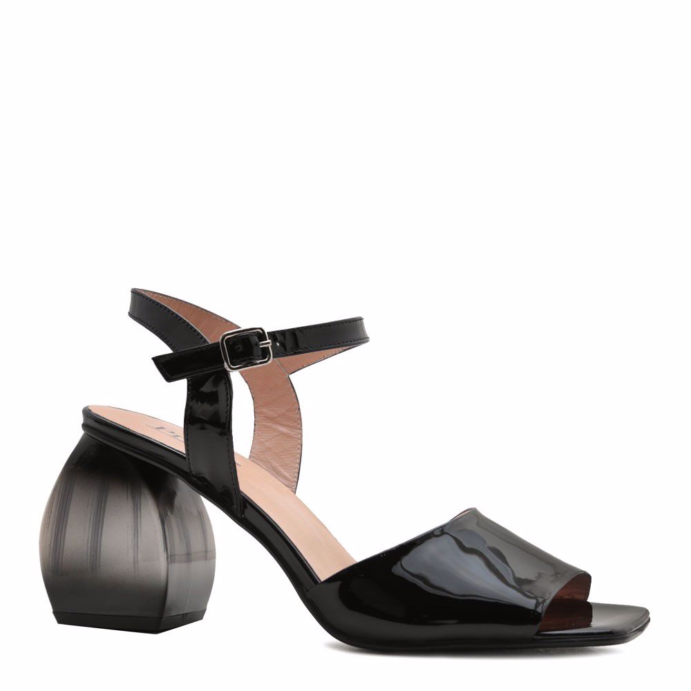 Босоніжки на підборах prego, Чорний
Босоніжки на підборах prego, Чорний