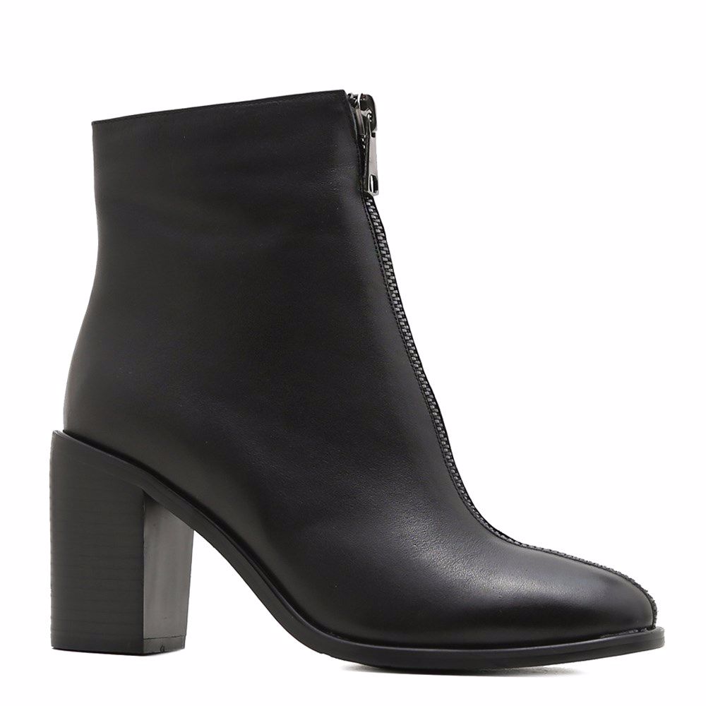 Ботинки осенние на каблуке, Черный
Ботинки осенние на каблуке, Черный