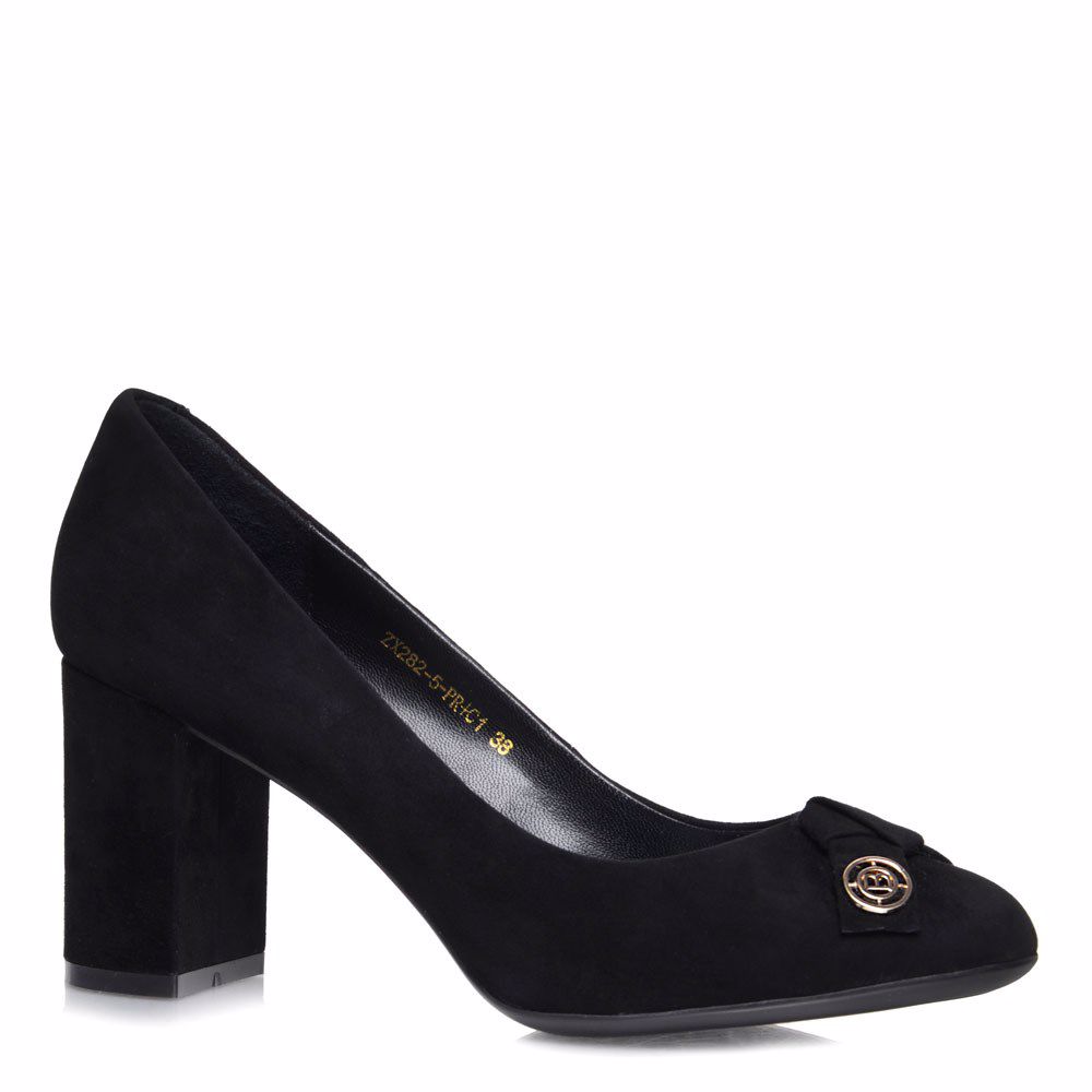 Туфли на каблуке
Туфли на каблуке