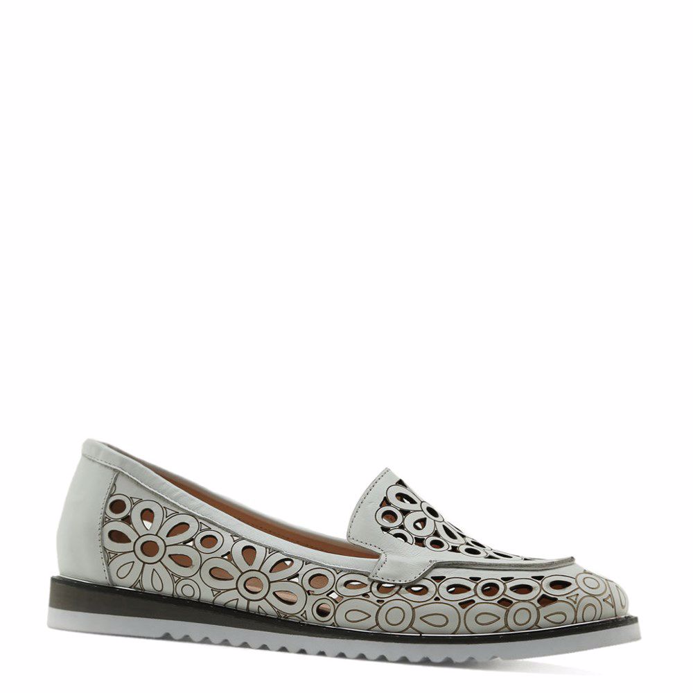 Туфли с перфорацией, Білий
Туфли с перфорацией, Білий